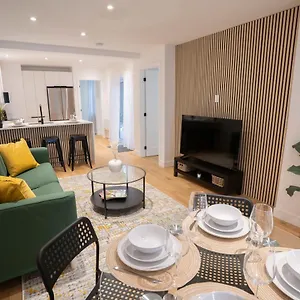 Modern 3br Close To Metro - Your Downtown Escape Canada