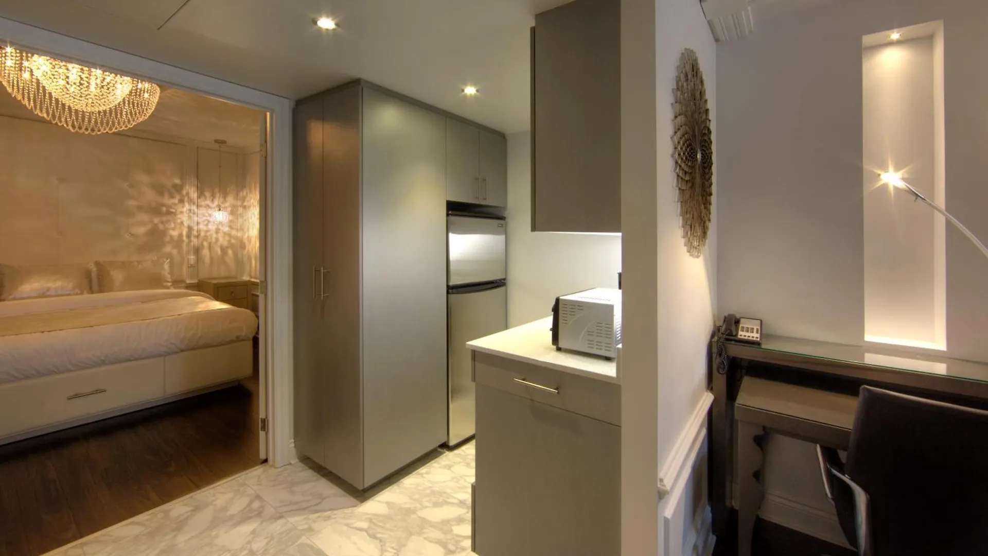Hotel Plaza Quebec 4*, Κεμπέκ